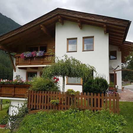 Apartment Voellenklee Neustift im Stubaital Exterior foto