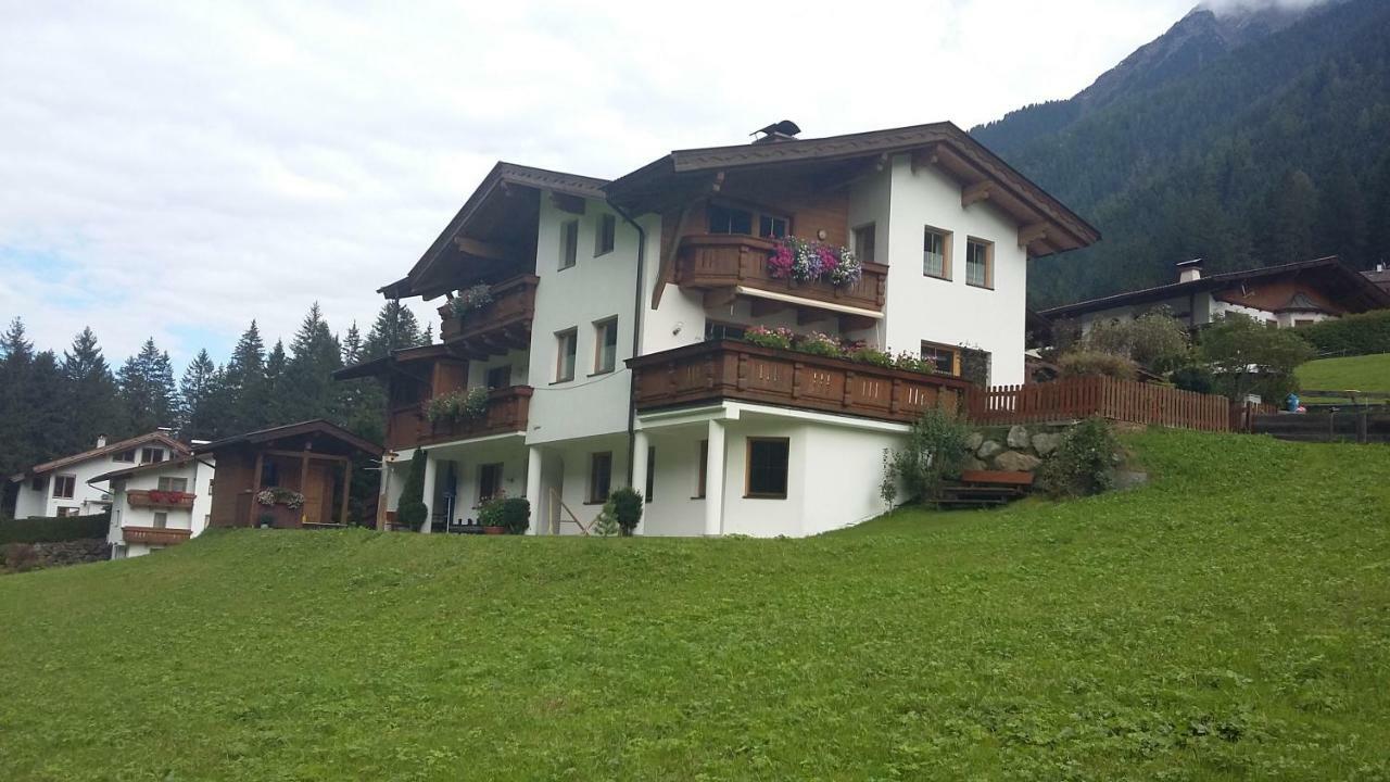 Apartment Voellenklee Neustift im Stubaital Exterior foto